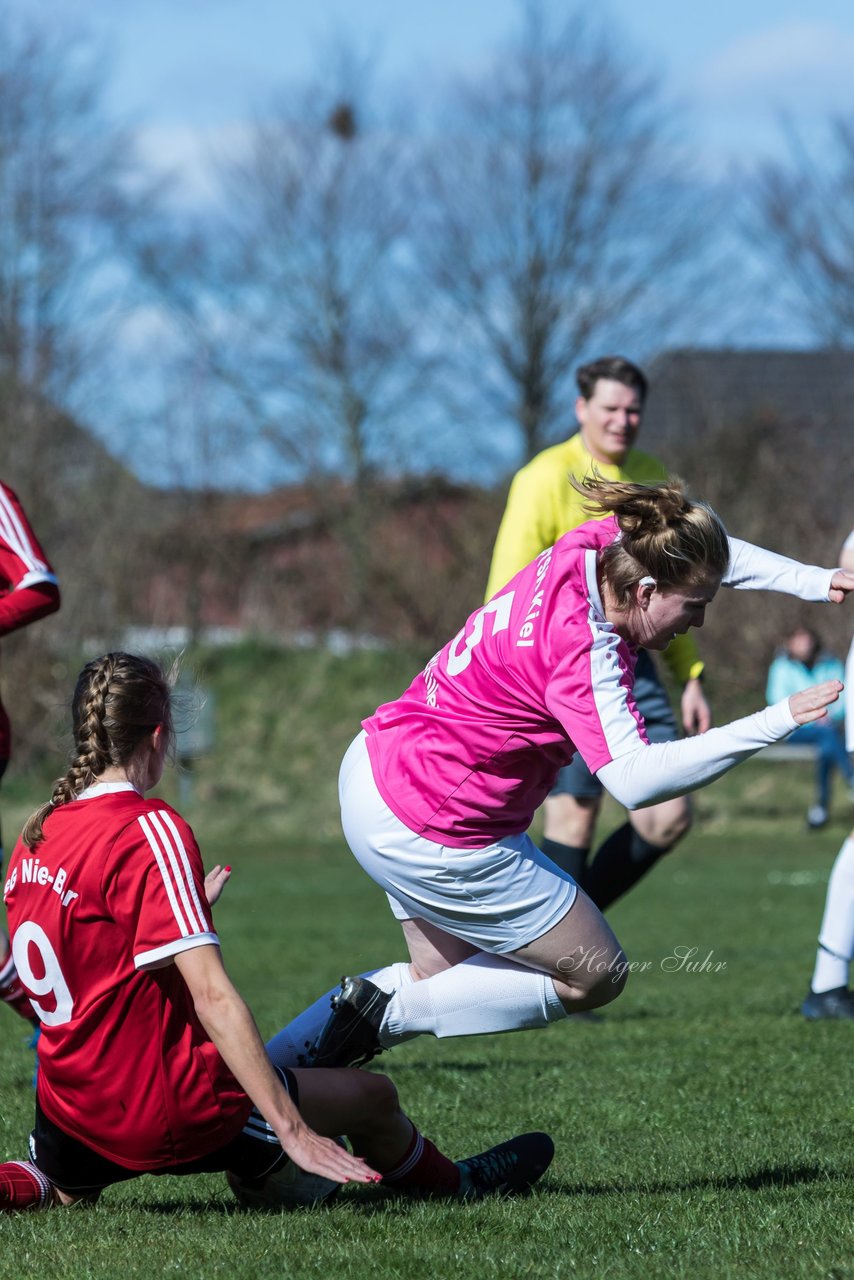 Bild 159 - Frauen SG Nie-Bar - PTSV Kiel : Ergebnis: 3:3